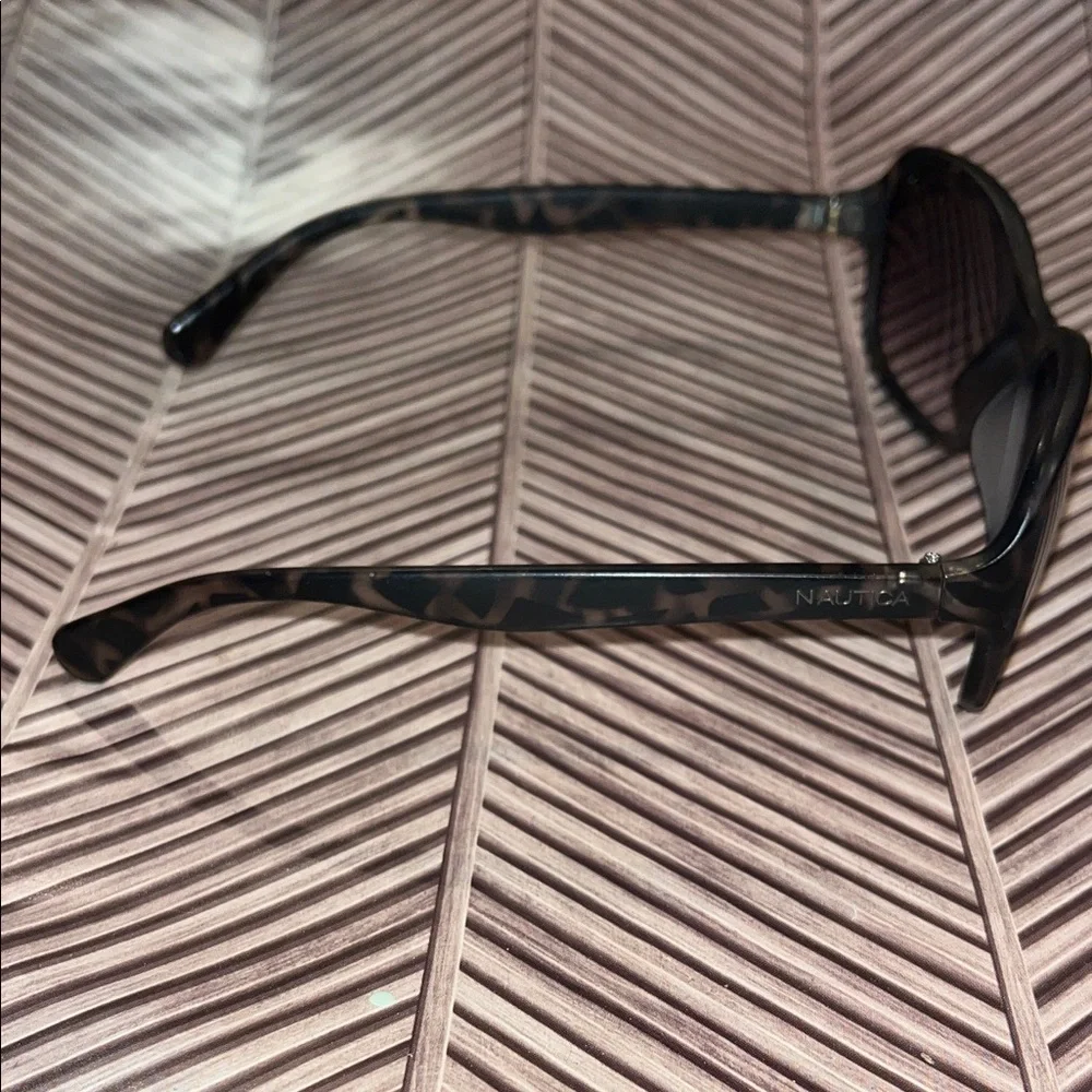 Nautica tortoise shell gradient oversized Sunglasses